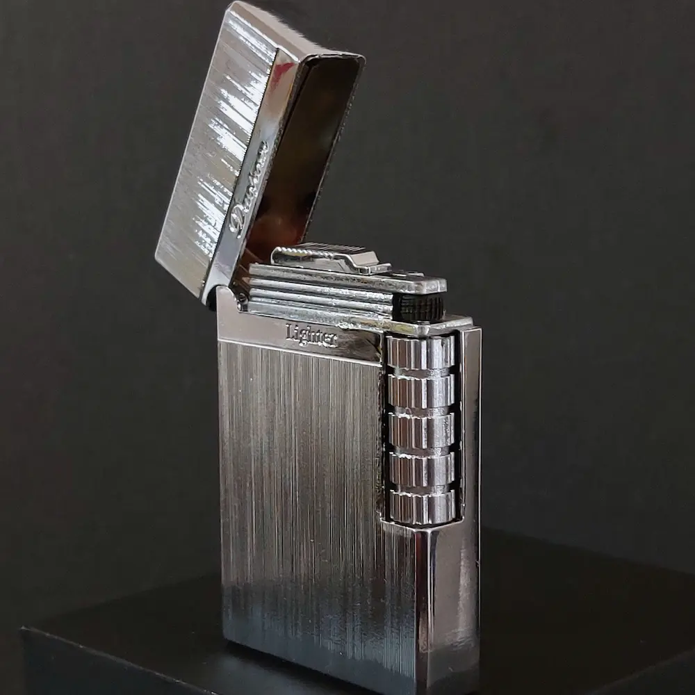 Retro-flame-lighter-silver-2