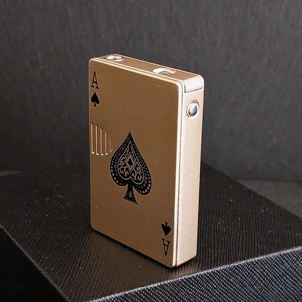 Royal-flush-lighter-gold-1