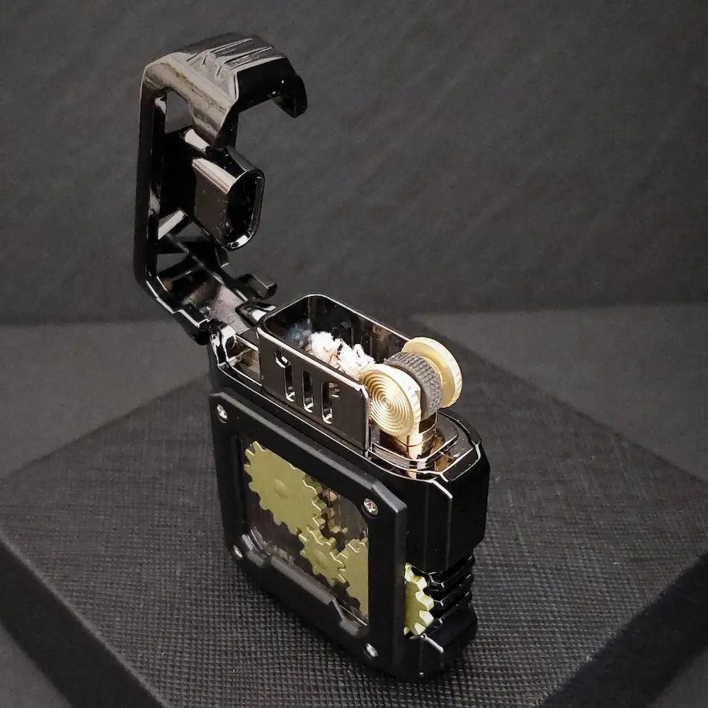 bb-black-gears-petrol-lighter-7