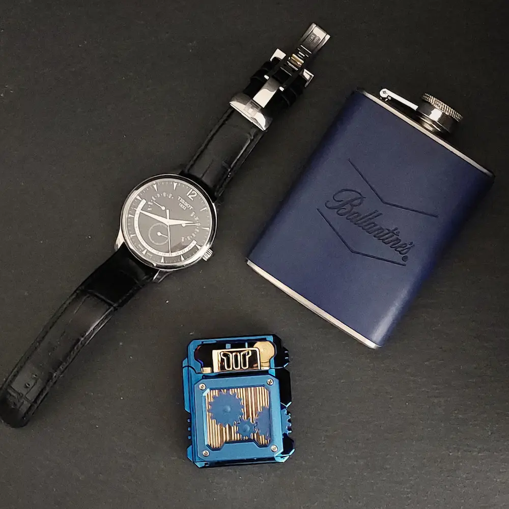 bb-blue-gears-petrol-lighter-2