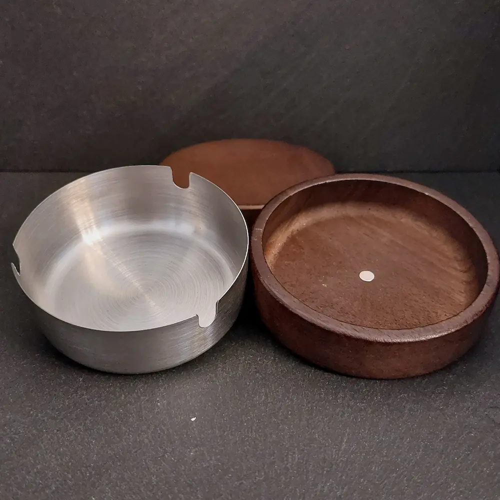 bb-wood-ashtray-4