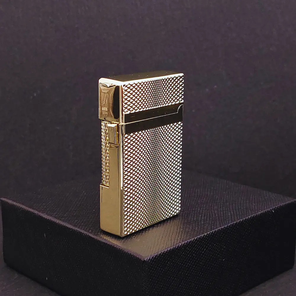 double-flame-lighter-golden-shine-3